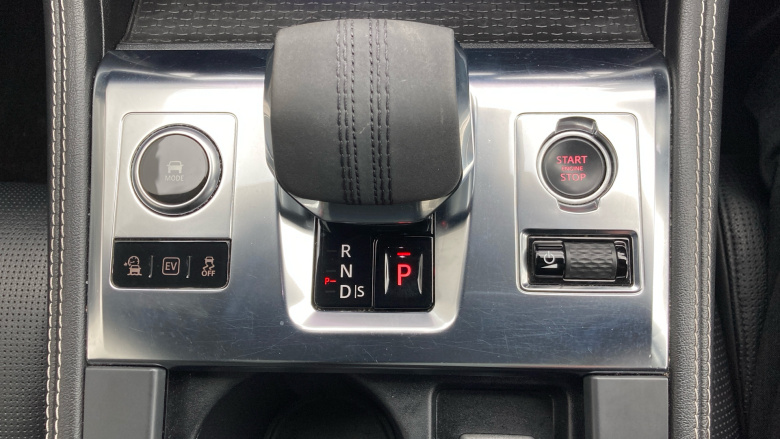 Jaguar F-Pace 2.0 P400e R-Dynamic SE 5dr Auto AWD Estate